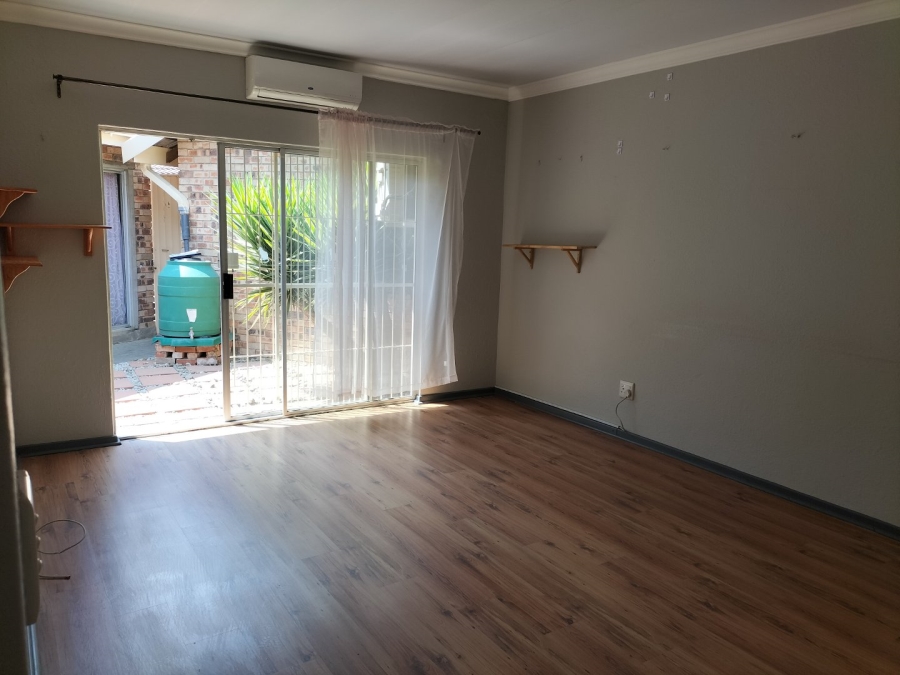 3 Bedroom Property for Sale in Bloemfontein Free State